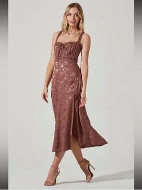 ASTR Mauve-Brown Lace Midi Dress with Adjustable Straps